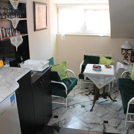 Royal Apartments Nis Bagian luar foto