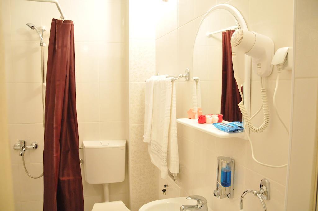 Royal Apartments Nis Ruang foto