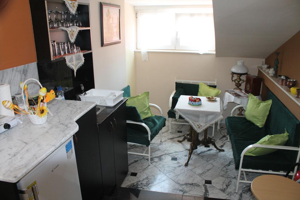Royal Apartments Nis Bagian luar foto